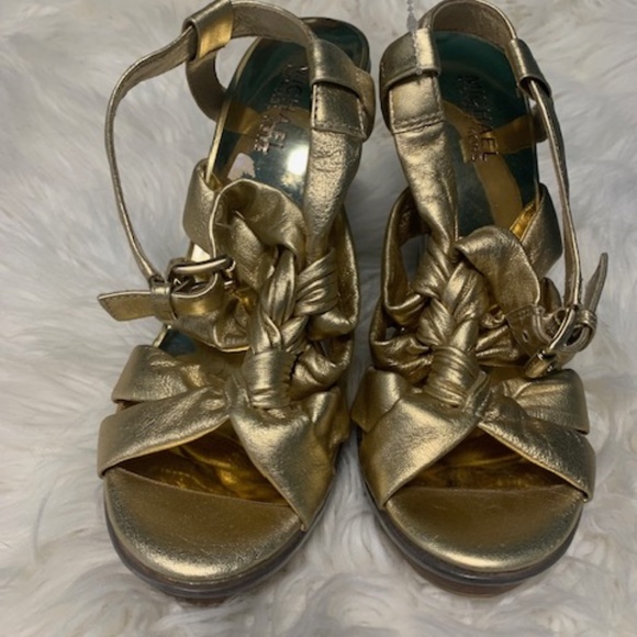 Glad metallic sandals - Picture 1 of 3